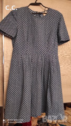 Ежедневна рокля с интересен десен