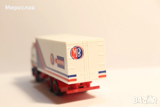 ALBEDO 1:87 H0 VOLVO КАМИОН МОДЕЛ КОЛИЧКА, снимка 4 - Колекции - 52552973