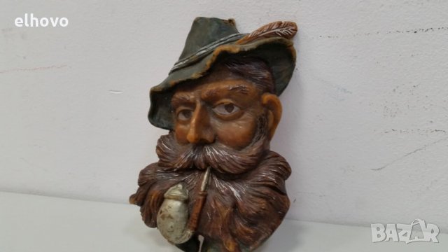 Восъчна фигура Ловец