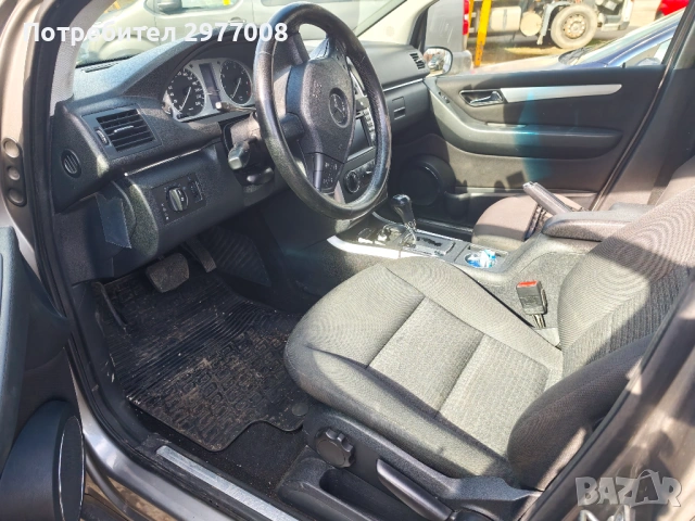 Продавам мерцедес  B 200 турбо бензин, снимка 7 - Части - 53532328