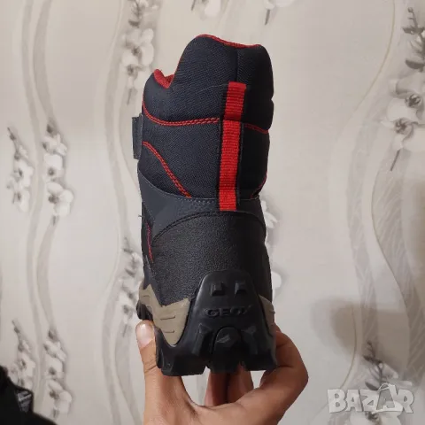 туристически/ зимни ботуши Geox Himalaya B. B Wpf  номер 38 детски / дамски , снимка 15 - Детски обувки - 38925073
