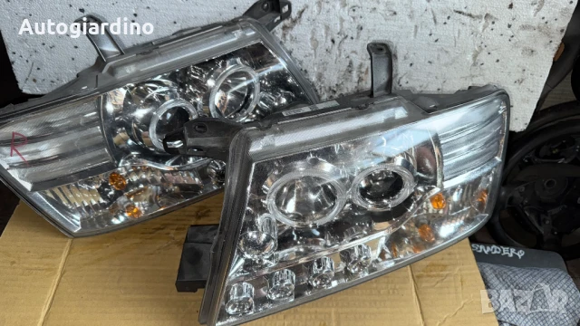 Оригинални Фарове зa Mitsubishi Pajero - MB-304-B0WHW-2V / 30518368