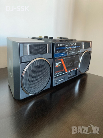 HITACHI TRK-930E  VINTAGE RETRO CD BOOMBOX Ghetto Blaster радио касетофон, снимка 6 - Радиокасетофони, транзистори - 44911660