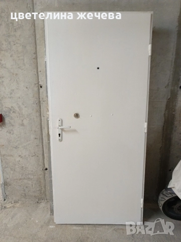 Метални врати 
