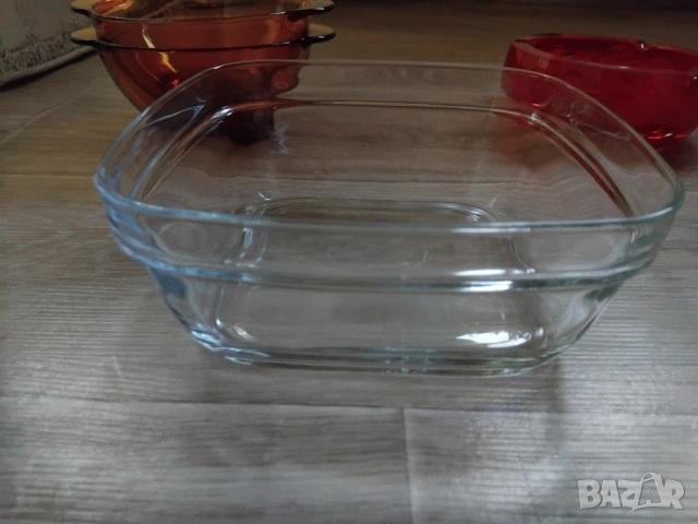 ДВЕ КВАДРАТНИ КУПИ ЗА САЛАТИ, снимка 3 - Чинии - 51837174