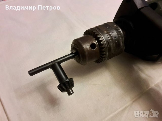 Перфоратор, удърна бормашина BOSCH , снимка 2 - Бормашини - 32421254