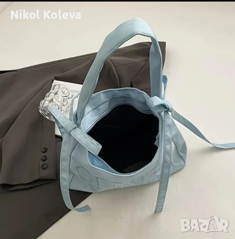 Дамска светлосиня средна чанта чисто нова , снимка 4 - Чанти - 51407106