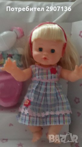 Кукла с функции, плаче, храни се с шише,  говори,смее се,пии вода,чишка в гърне, има памперс , снимка 6 - Кукли - 34926913