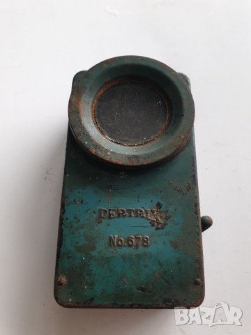 Рядък немски сигнален фенер PERTRIX N 678 WWII, снимка 12 - Колекции - 39833569