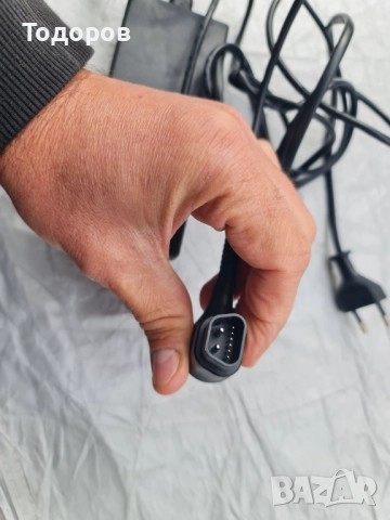 Зарядно устройство за електрически велосипед колело TREK FX+2 42 V, снимка 3 - Велосипеди - 52186256