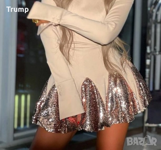 За празничните вечери! Трикотажна нежна рокля с паети