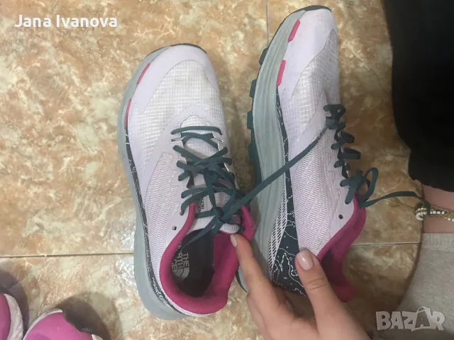 Обувки The north face