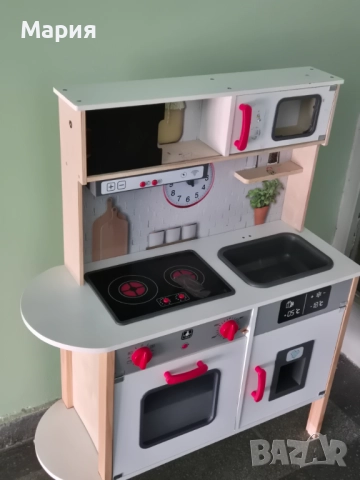 Дървена детска кухня с аксесоари, снимка 2 - Играчки за стая - 52822978