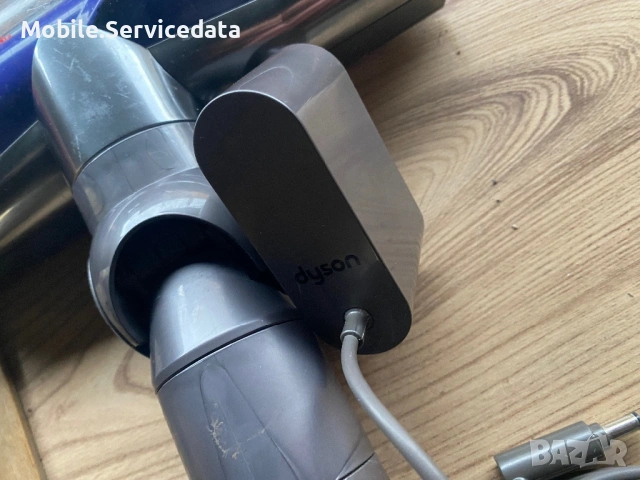 Вертикална Прахусмокачка Dyson V6 Total Clean, снимка 9 - Прахосмукачки - 53240877