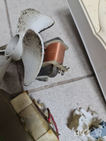 Части от микровълнова Samsung , снимка 3 - Микровълнови - 35433467