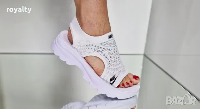 Nike дамски бели сандали , снимка 3 - Сандали - 50394227