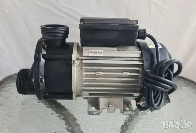 Хидромасажна помпа във много добро състояние 