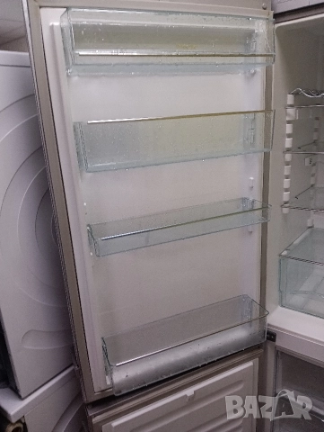 Иноксов комбиниран хладилник с фризер Миеле Miele Made in Germany с две години гаранция!, снимка 8 - Хладилници - 52543997