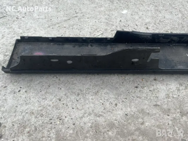 Дясен страничен праг лайсна за BMW БМВ 1 серия F21 Sport 3 врати Черен 871138728 15857711 2013, снимка 6 - Части - 48946462