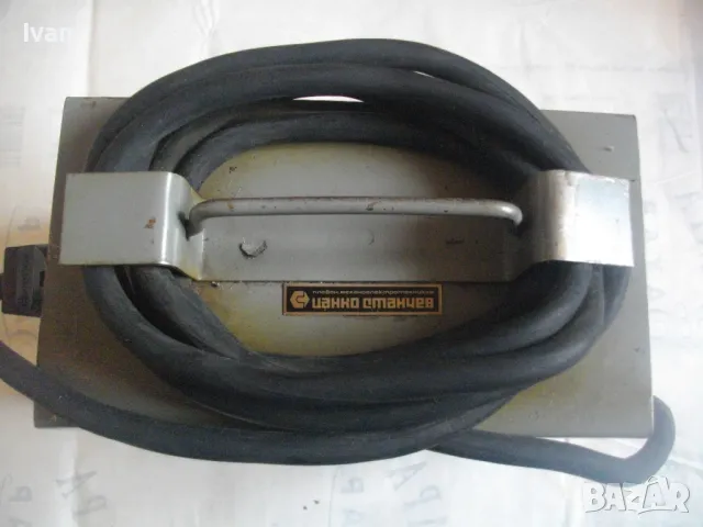 ПОНИЖАВАЩ ТРАНСФОРМАТОР ОТ 220 НА 24 ВОЛТА НОВ СОЦ БЪЛГАРСКИ ОТЛИЧНО СЪСТОЯНИЕ 300 ВАТА 6,0 КГ, снимка 15 - Други инструменти - 48140343