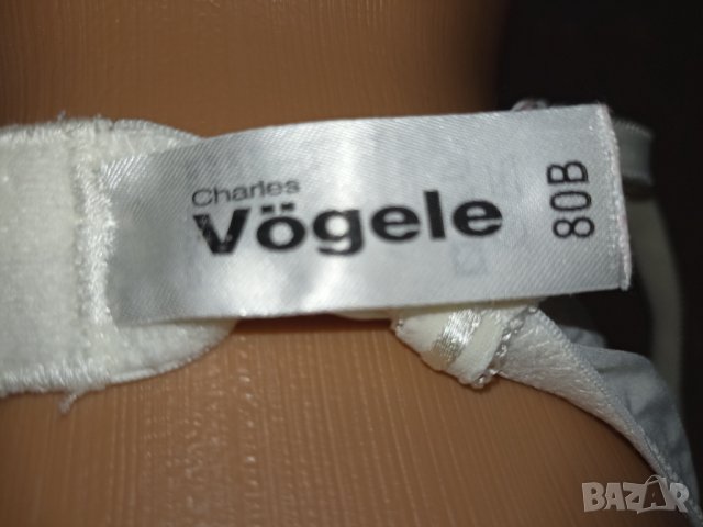 Charles Vogele- 80 C- Сутиен с твърди чашки с банел в екрю , снимка 3 - Бельо - 39114470