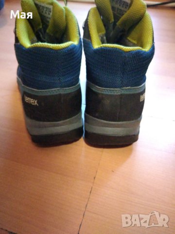 Спортни обувки "Adidas" , снимка 5 - Детски боти и ботуши - 42302202