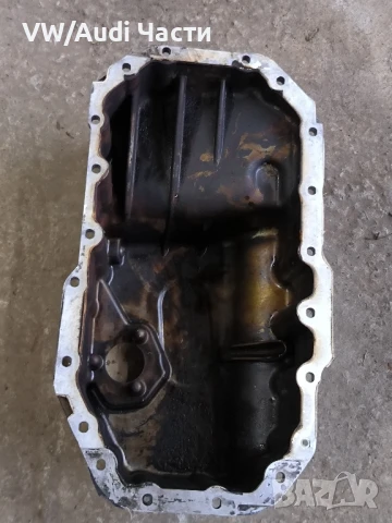 Оригинален картер за Голф 5 Ауди А3 1.6 ФСИ VW Golf 5 Audi A3 1.6 FSI Passat Touran Jetta 03C103603J, снимка 3 - Части - 50477325