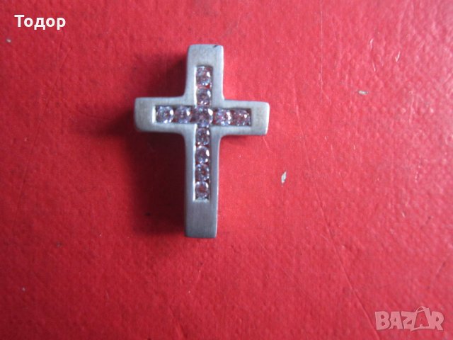 Страхотен сребърен кръст медальон  с камъни 925, снимка 6 - Колиета, медальони, синджири - 35101647