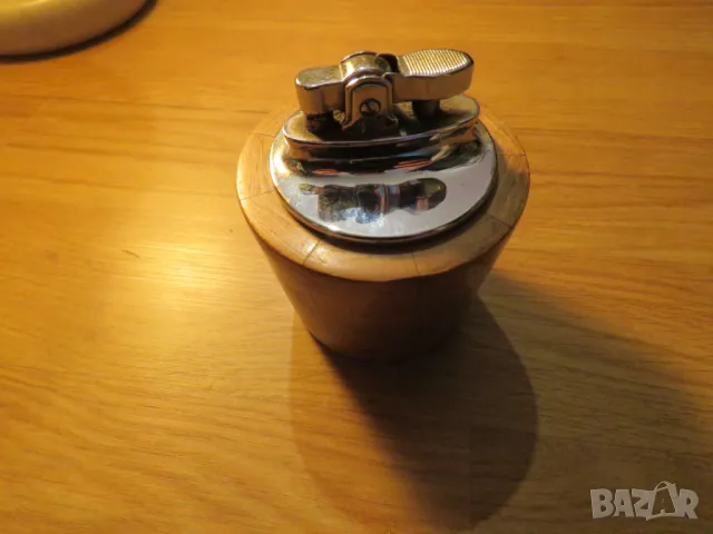 Старинна запалка солидна изработка от метал и орех - красота за  ценители и колекционери 