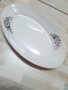 Бълг.порцеланова чиния за салата, снимка 1 - Чинии - 43820255
