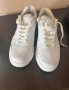 Продавам бели маратонки,без забележки, снимка 2