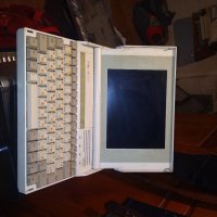 Антикварен лаптоп, снимка 1 - Антикварни и старинни предмети - 38991852