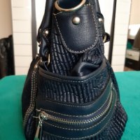 Тъмно синя мека чанта/Чанта НОВА DОСА голяма твърда , снимка 2 - Чанти - 29809701