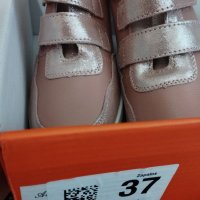 Дамски обувки нови , снимка 1 - Маратонки - 38226089