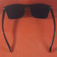 Слънчеви очила Polarized PO2260, снимка 5 - Слънчеви и диоптрични очила - 38430612