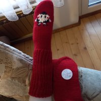 Ръчно плетени Коледни чорапи размер 38, снимка 1 - Дамски чорапи - 43458339