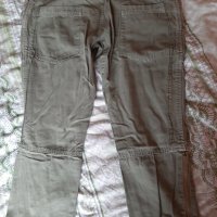 Зелен панталон с джобове , снимка 2 - Къси панталони и бермуди - 28307696