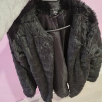 Красиво палто , снимка 1 - Палта, манта - 43798675