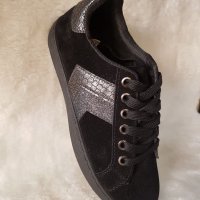 Спортни обувки от велур , снимка 3 - Дамски ежедневни обувки - 26969732
