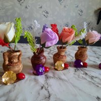 Ръчно изработени декорация с ароматни рози от пластичен сапун и керамични амфори, снимка 8 - Други - 39438207