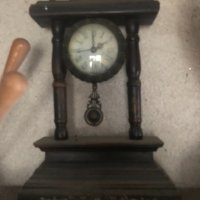 Часовник с махало, снимка 1 - Антикварни и старинни предмети - 33179647