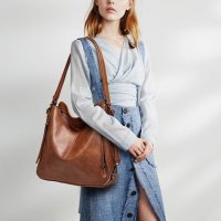 Елегантна дамска кожена чанта-раница 2 в 1, 3цвята - 024, снимка 7 - Чанти - 42008575
