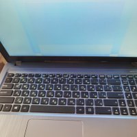 Laptop ASUS , снимка 7 - Лаптопи за дома - 39753025