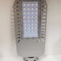 LED Уличен Осветител 100W Samsung диоди с 5 години гаранция, снимка 2 - Лед осветление - 40720502