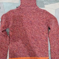 Цветен пуловер , снимка 1 - Блузи с дълъг ръкав и пуловери - 32551301