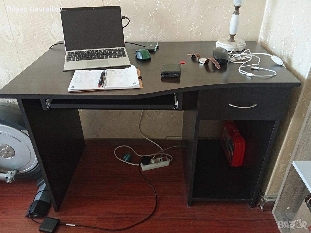 Компютърно бюро/офис, снимка 1