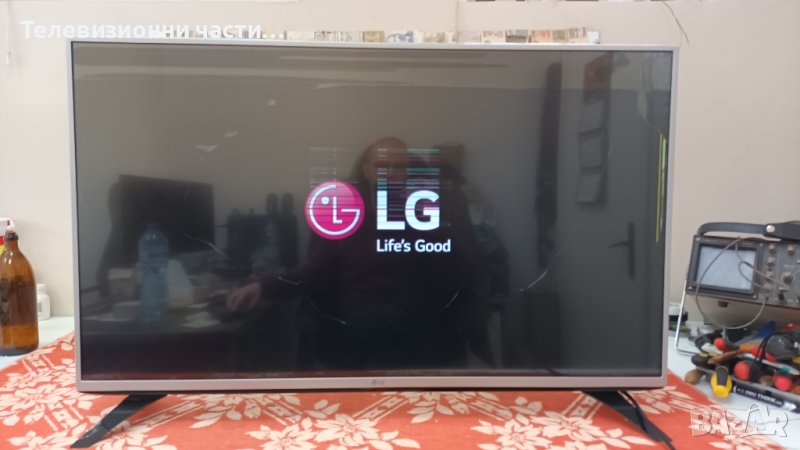 LG 43LF5400 със счупен екран-EAX66162901(2.0)/EAX66164204(1.1)/6870C-0532A/HC430EUN-SLES2-2112, снимка 1