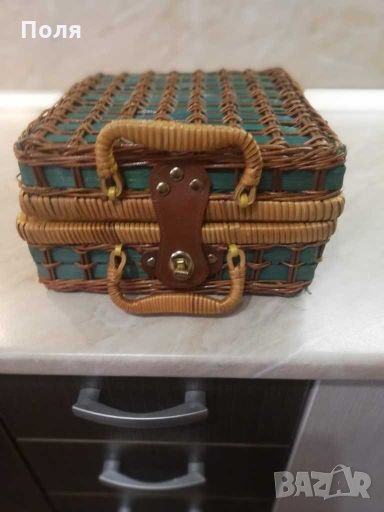 Ратаново куфарче за покник, снимка 1
