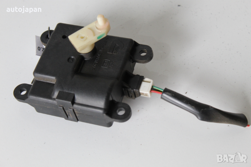 Моторче управление клапи парно Нисан примера п12 2.0 140кс комби 02г Nissan primera p12 2.0 140hp 20, снимка 1