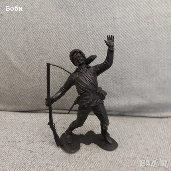 Стара Рядка Пластмасова Голяма Фигурка Каубой Трапер, снимка 1